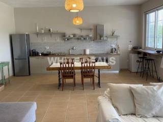 Ενιαία Σαλοκουζίνα ισογείου