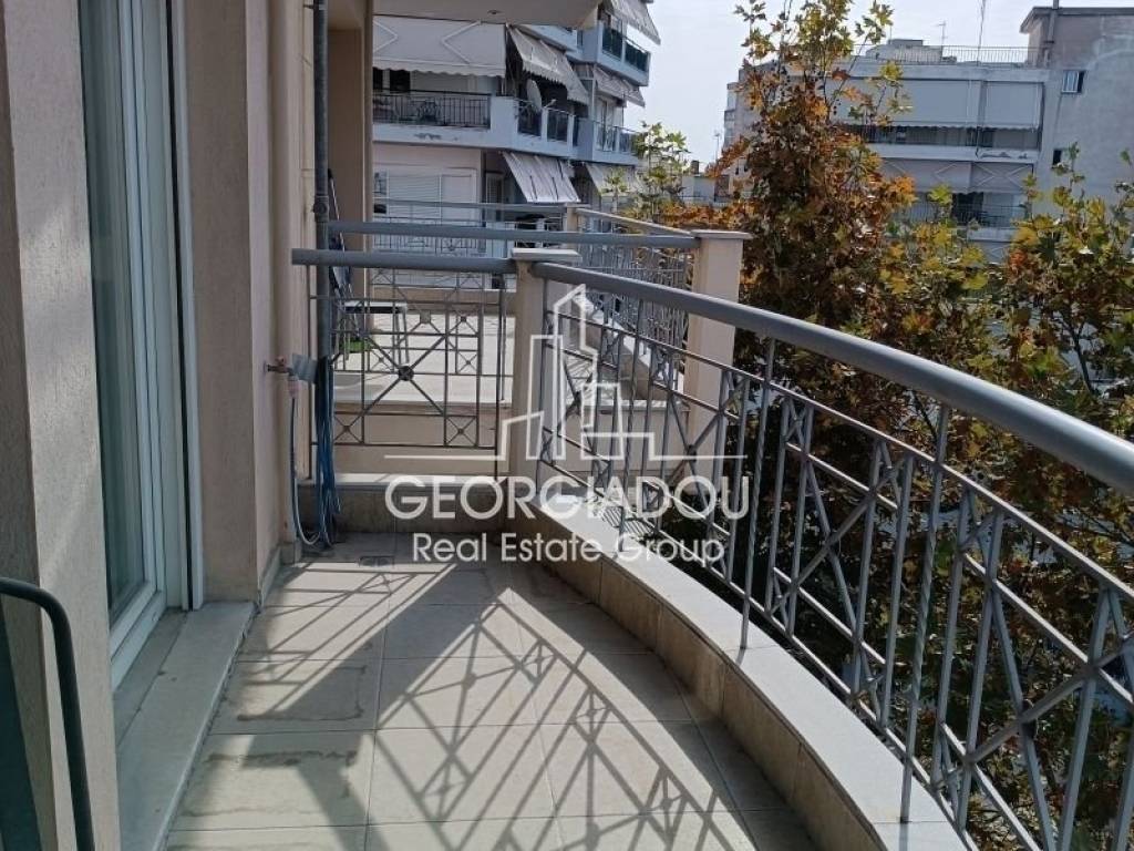 Θέα από μπαλκόνι