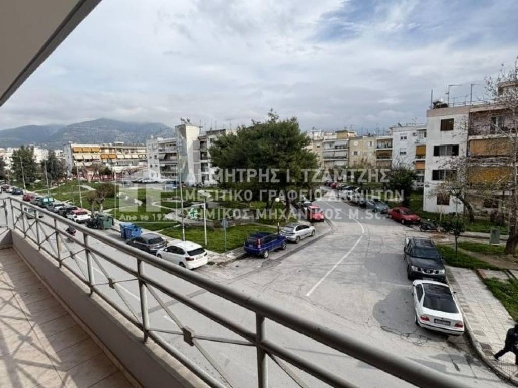 Θέα από μπαλκόνι