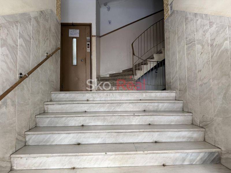 Είσοδος οικοδομής