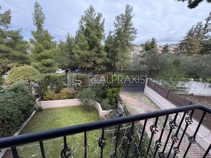 Θέα από μπαλκόνι