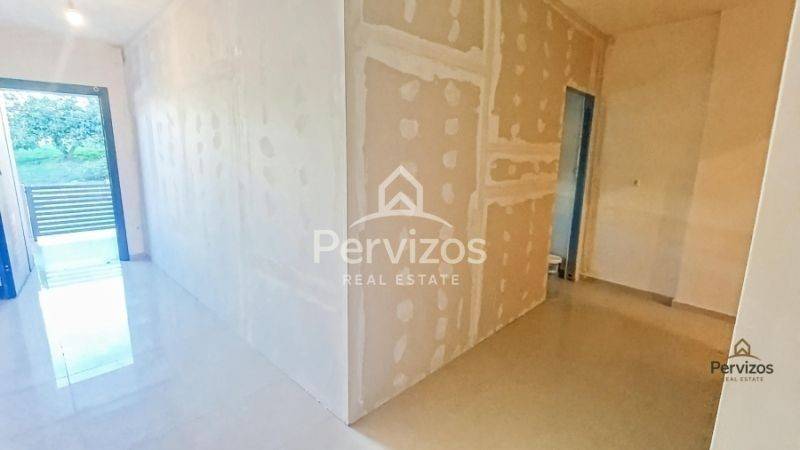 Κουζίνα,Υπνοδωμάτιο,Ισόγειο