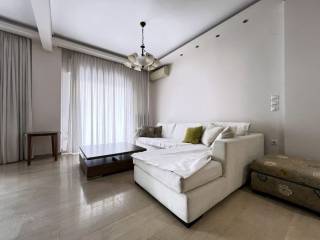 Kathistiko, apo ten koyzina.