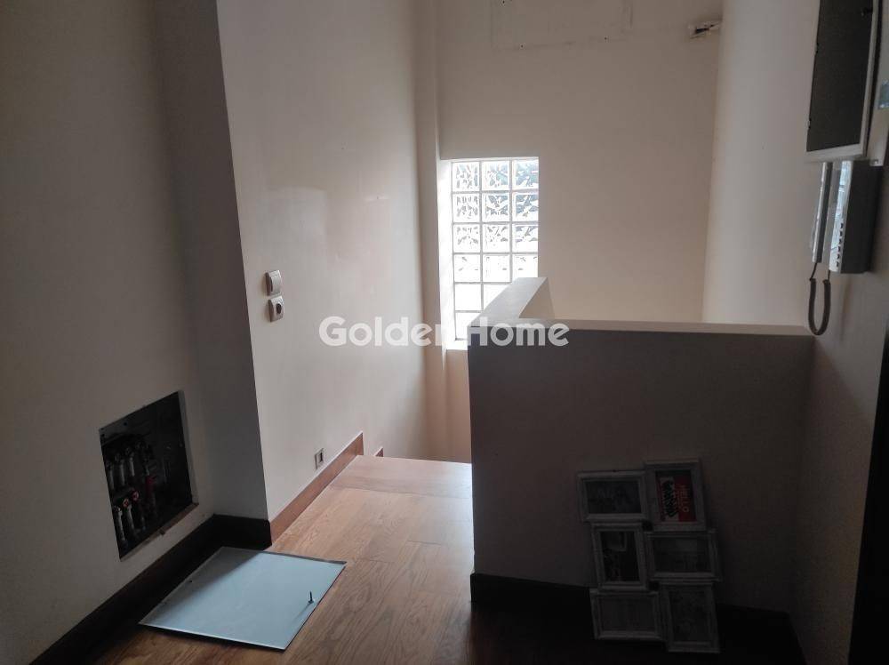 Χολ - Διάδρομος