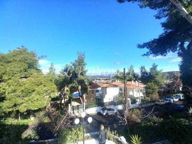 Θέα από μπαλκόνι