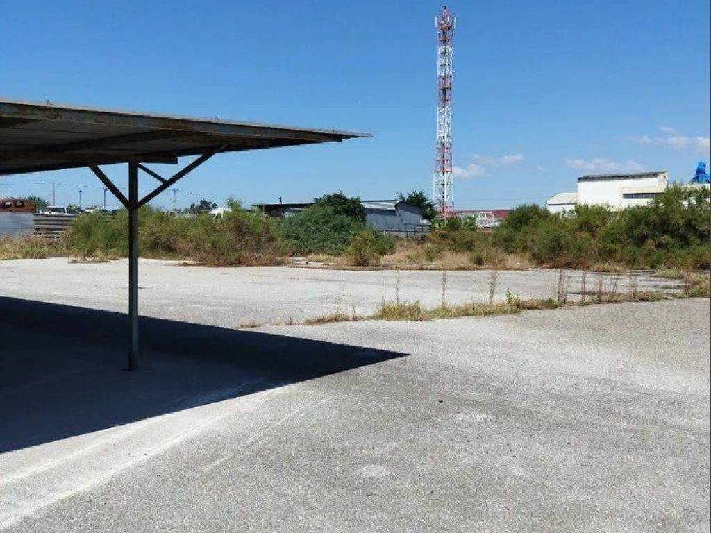 Forumland Real Estate, Parking space