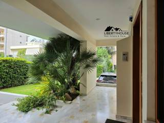 Eisodos ktirioy &amp; kepos