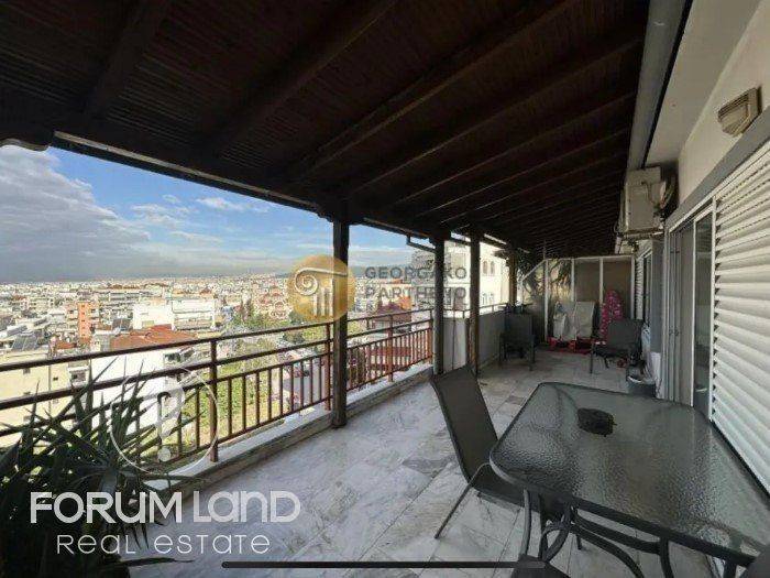 Forumland Real Estate, Βεράντες