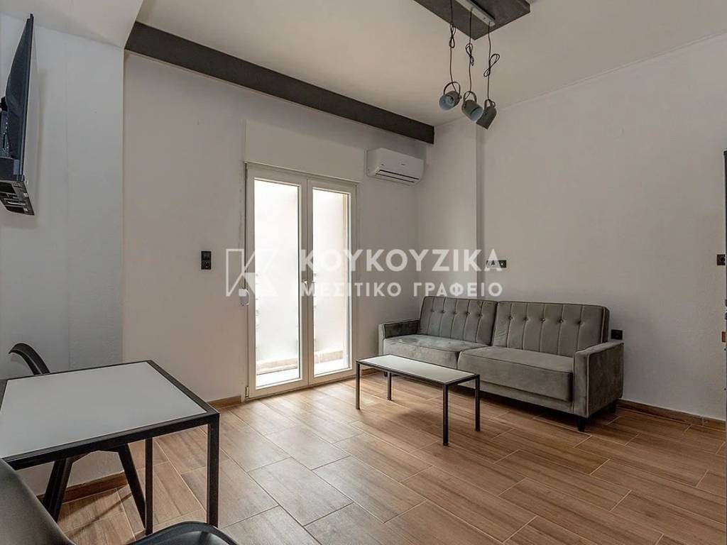 Σαλοκουζίνα