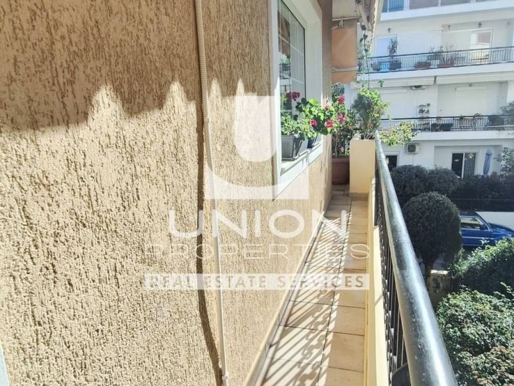 Θέα από μπαλκόνι