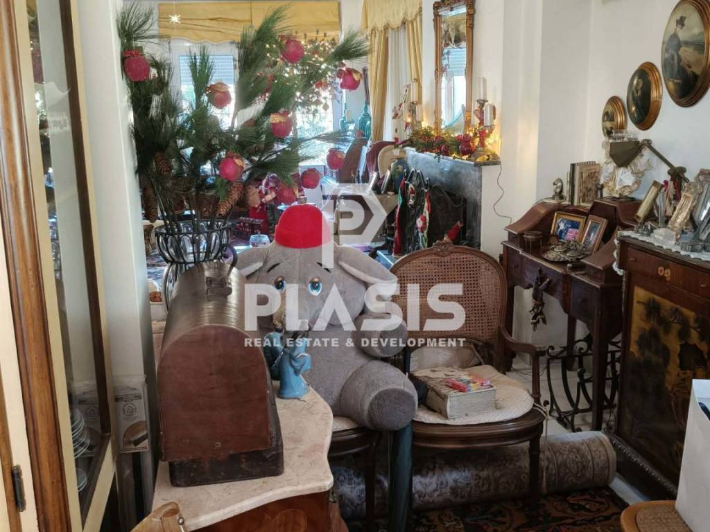 Εσωτερικοι χώροι