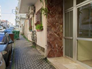 Είσοδος πολυκατοικίας