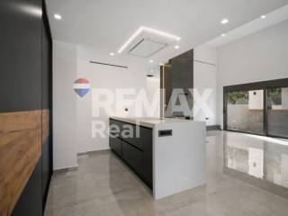 Σαλοκουζίνα