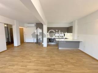 Σαλοκουζίνα