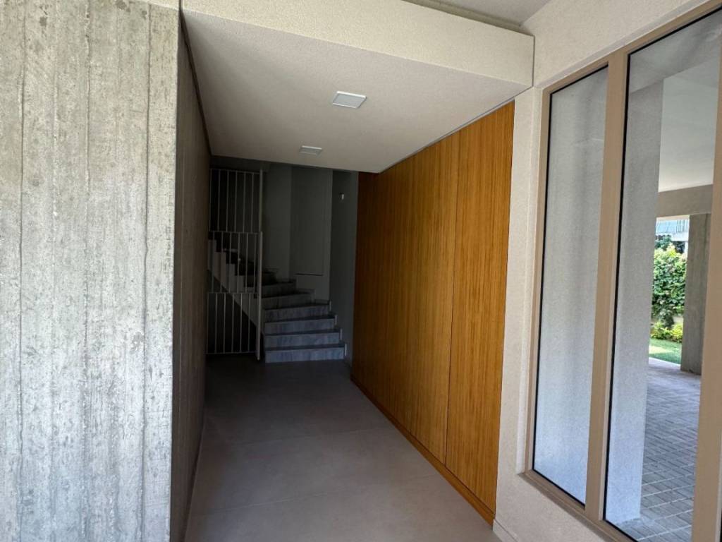 Είσοδος Πολυκατοικίας