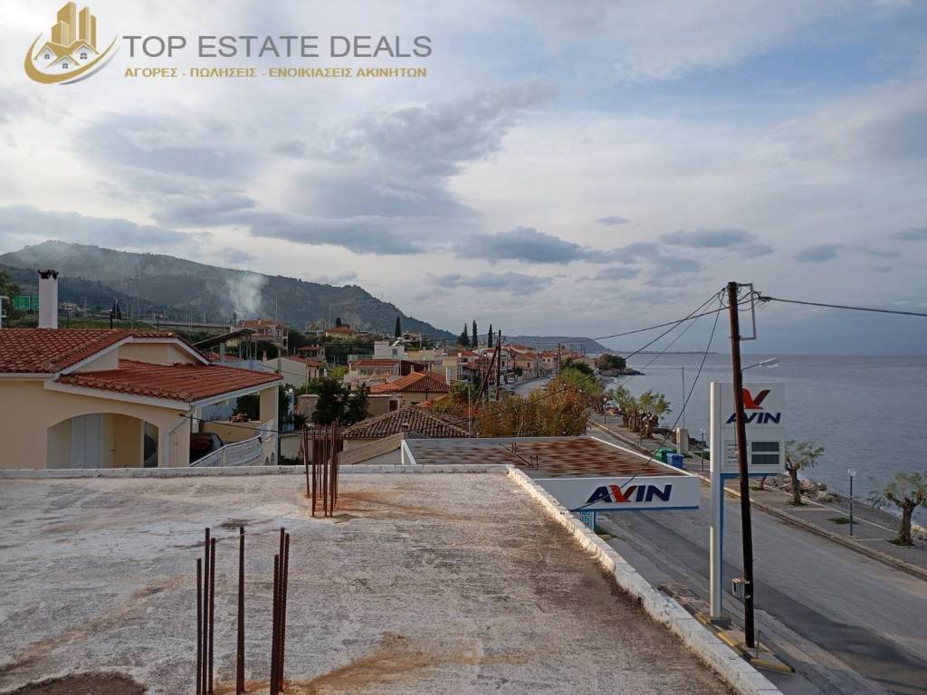 plaka oikodomes- thea