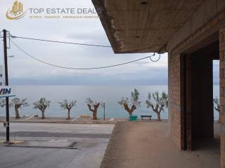 thea apo ta mpalkonia toy diamerismatos