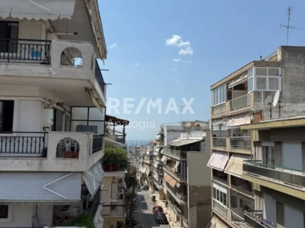 Θέα από μπαλκόνι