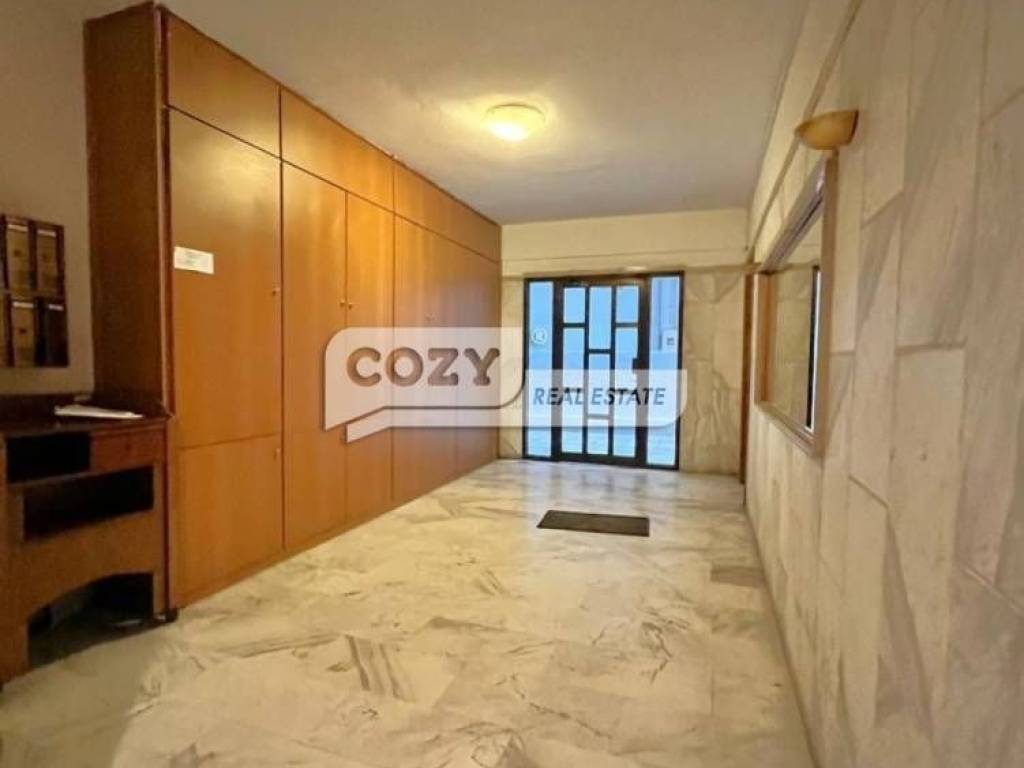 Είσοδος οικοδομής