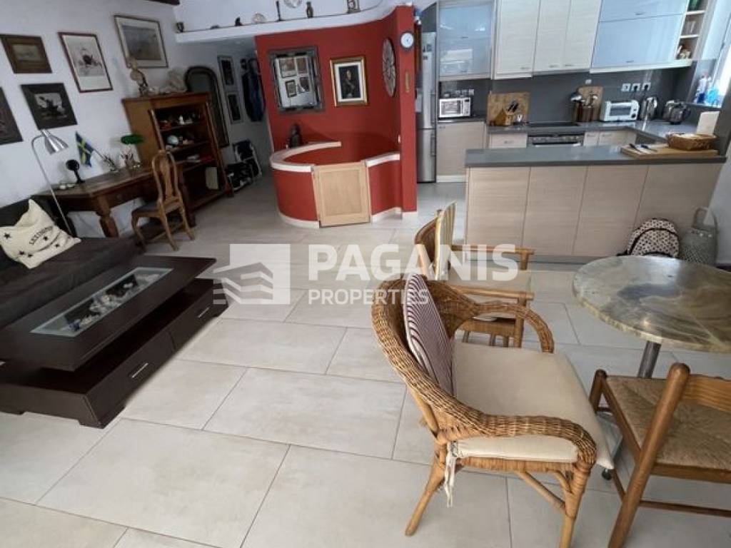 Θέα από μπαλκόνι