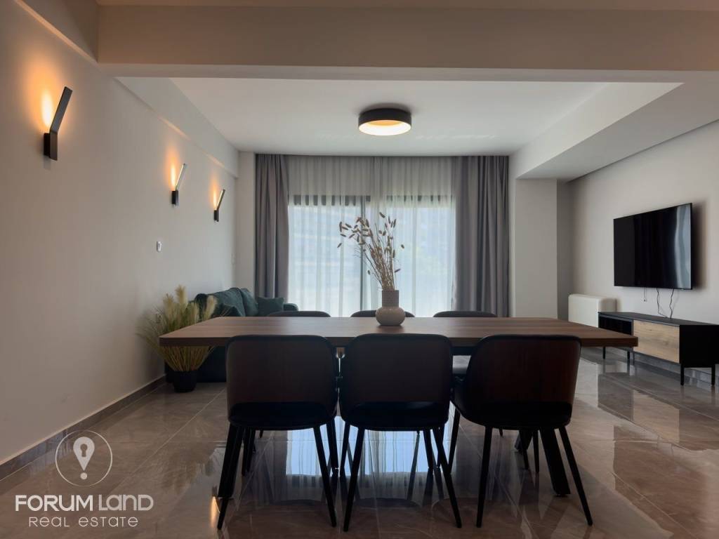 Forumland Real Estate, Σαλοκουζίνα