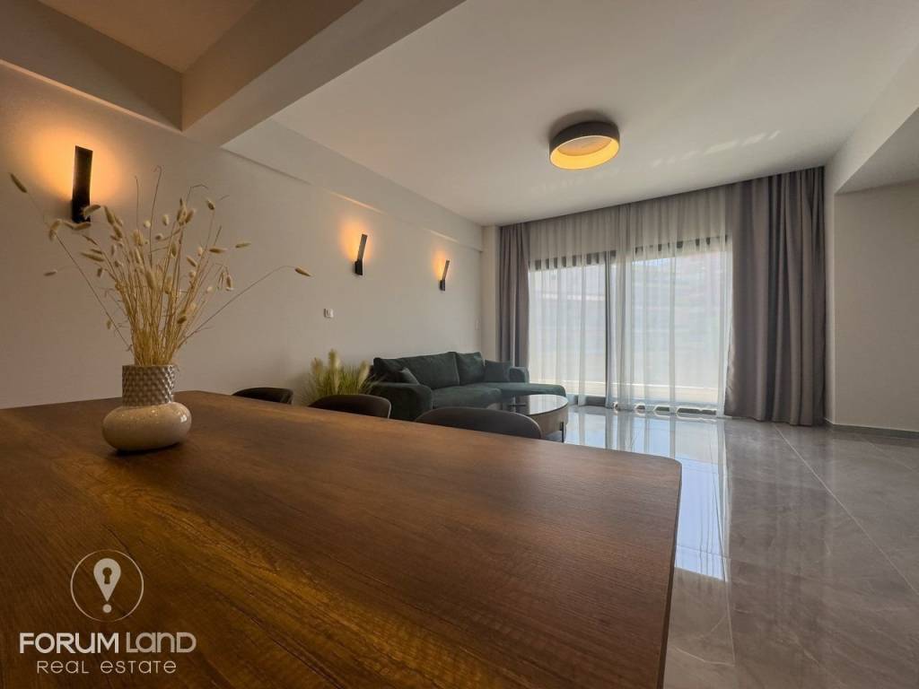 Forumland Real Estate, Σαλοκουζίνα