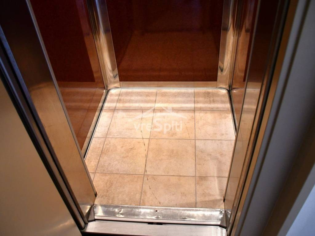 ΑΝΕΛΚΥΣΤΗΡΑΣ