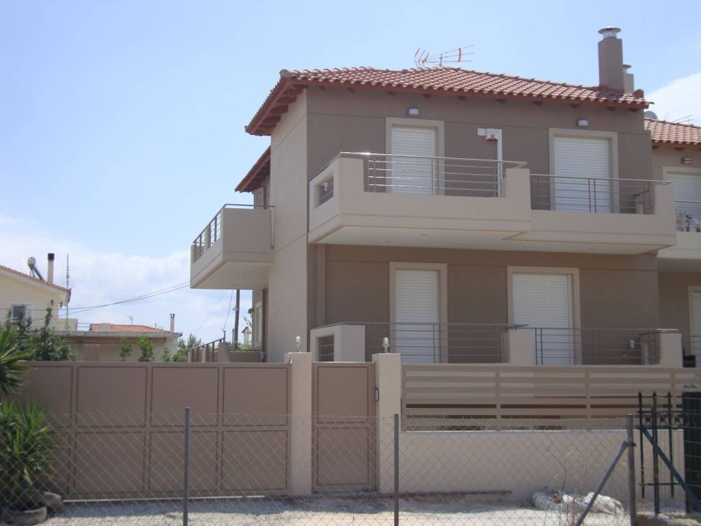 AYTONOME MONOKATOIKIA-MEZONETA