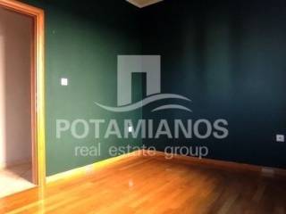 Υπνοδωμάτιο,Β'