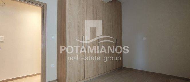 Υπνοδωμάτιο,Β'