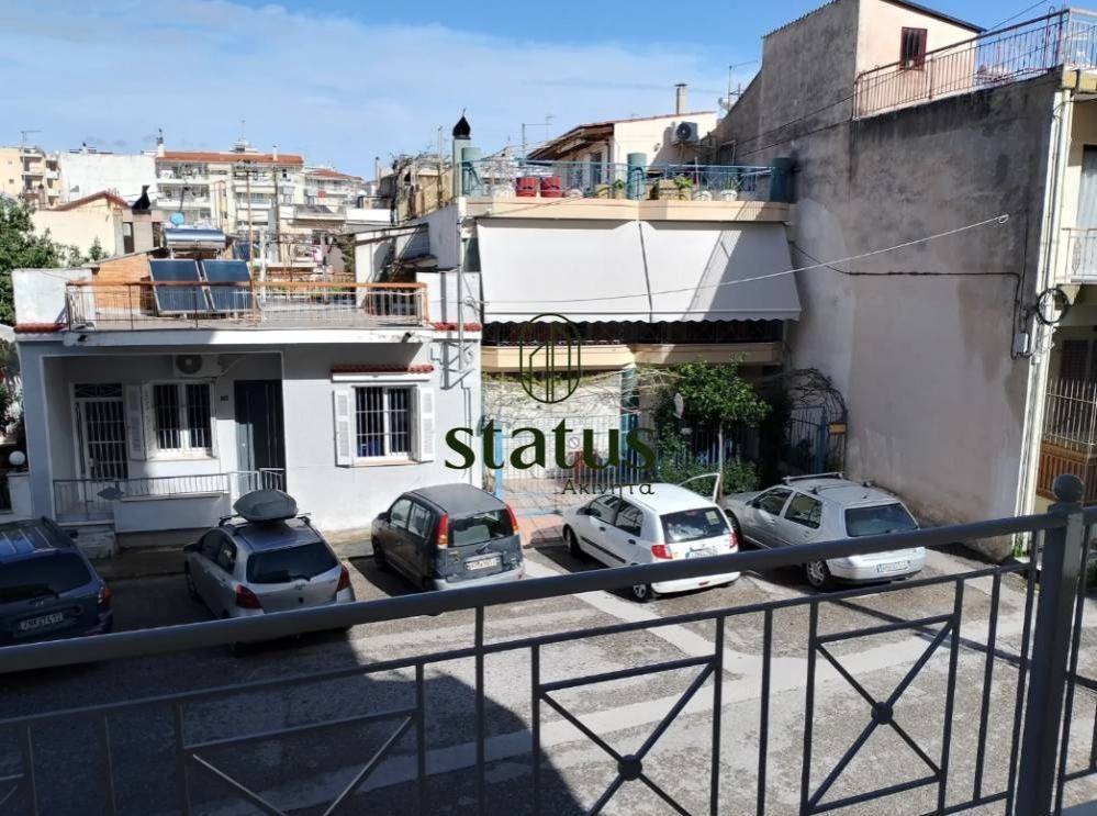 Θέα απο μπαλκόνι