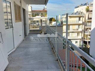 Πίσω μπαλκόνι