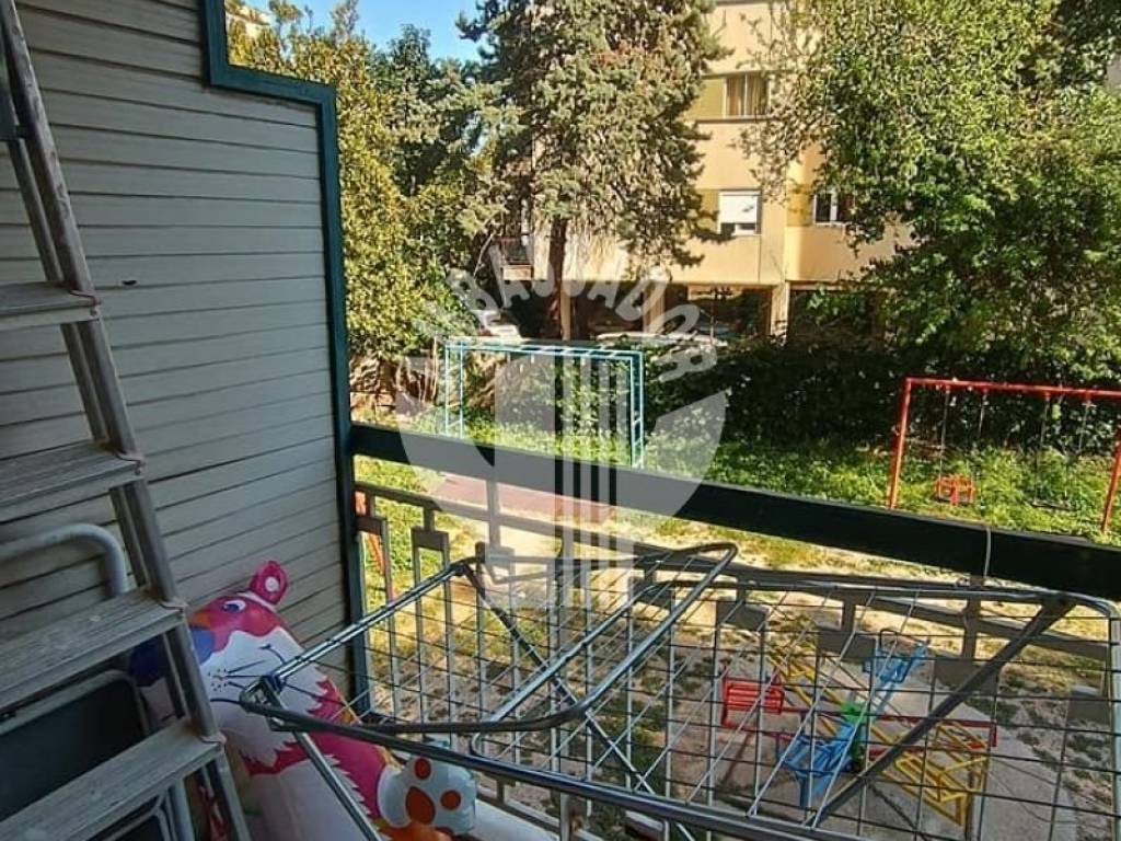 Θέα από μπαλκόνι