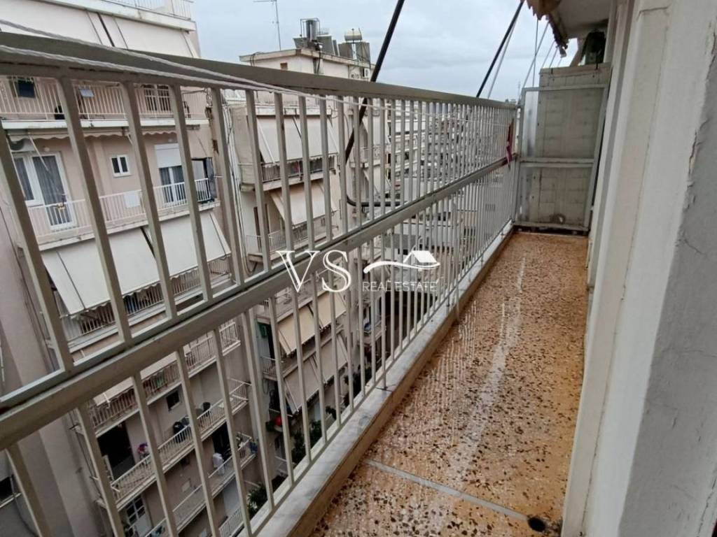 Θέα απο μπαλκόνι