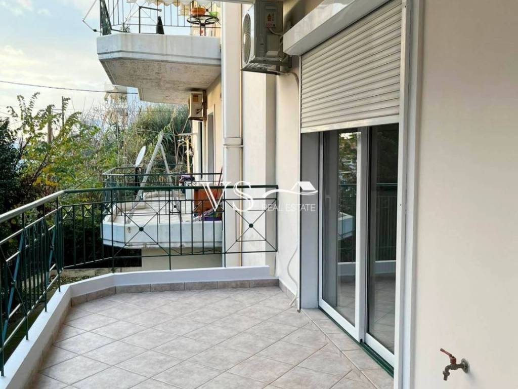 Θέα απο μπαλκόνι