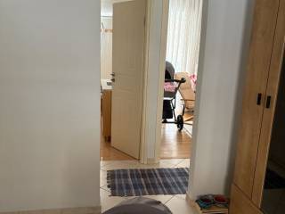 Ο διαδρομος που οδηγεί στα υπνοδωματια