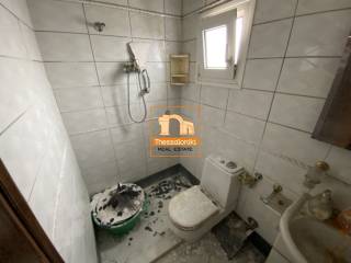 Ντεπώ, Στούντιο, 34 τ.μ.