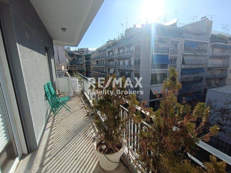 Θέα από μπαλκόνι