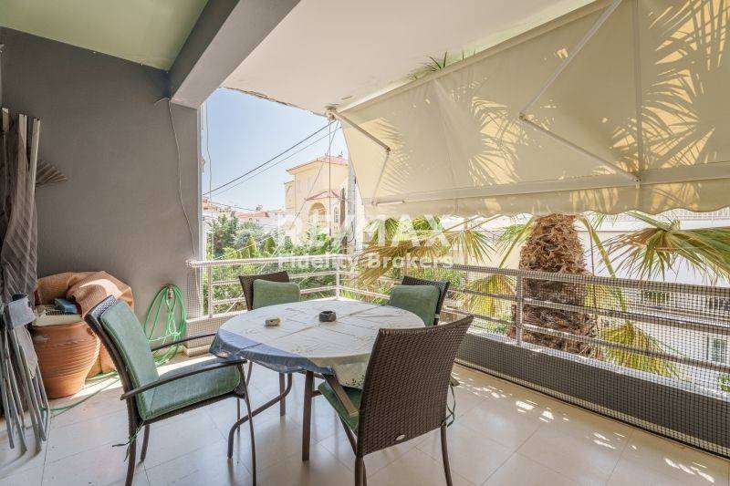 Θέα από μπαλκόνι