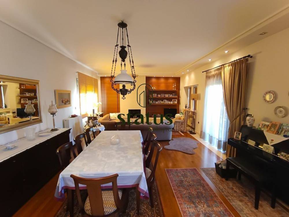 Σαλονοτραπεζαρία