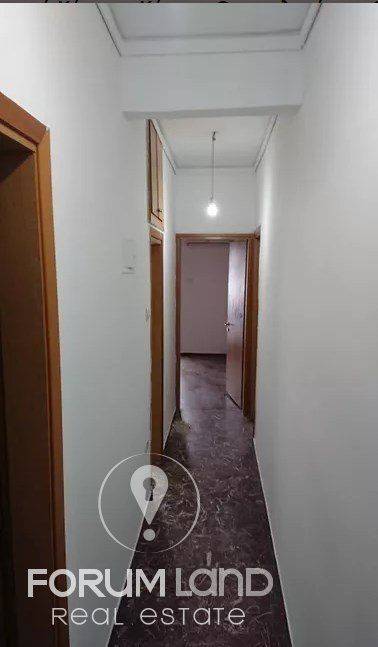 Forumland Real Estate, Διάδρομος