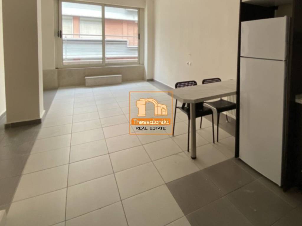 Πλ. Δώδεκα Αποστόλων, Στούντιο, 45 τ.μ.