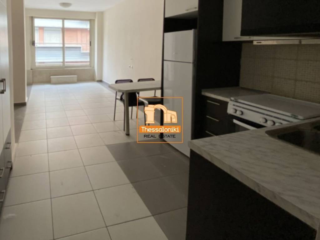 Πλ. Δώδεκα Αποστόλων, Στούντιο, 45 τ.μ.