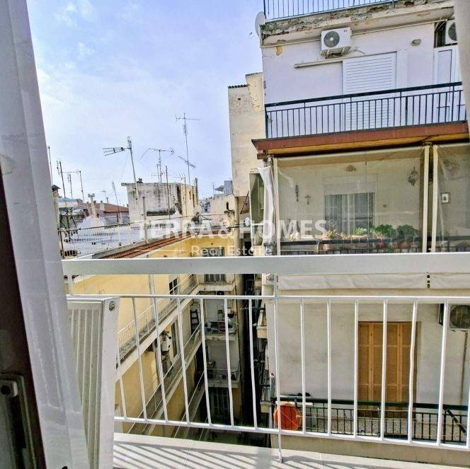 Θέα από μπαλκόνι