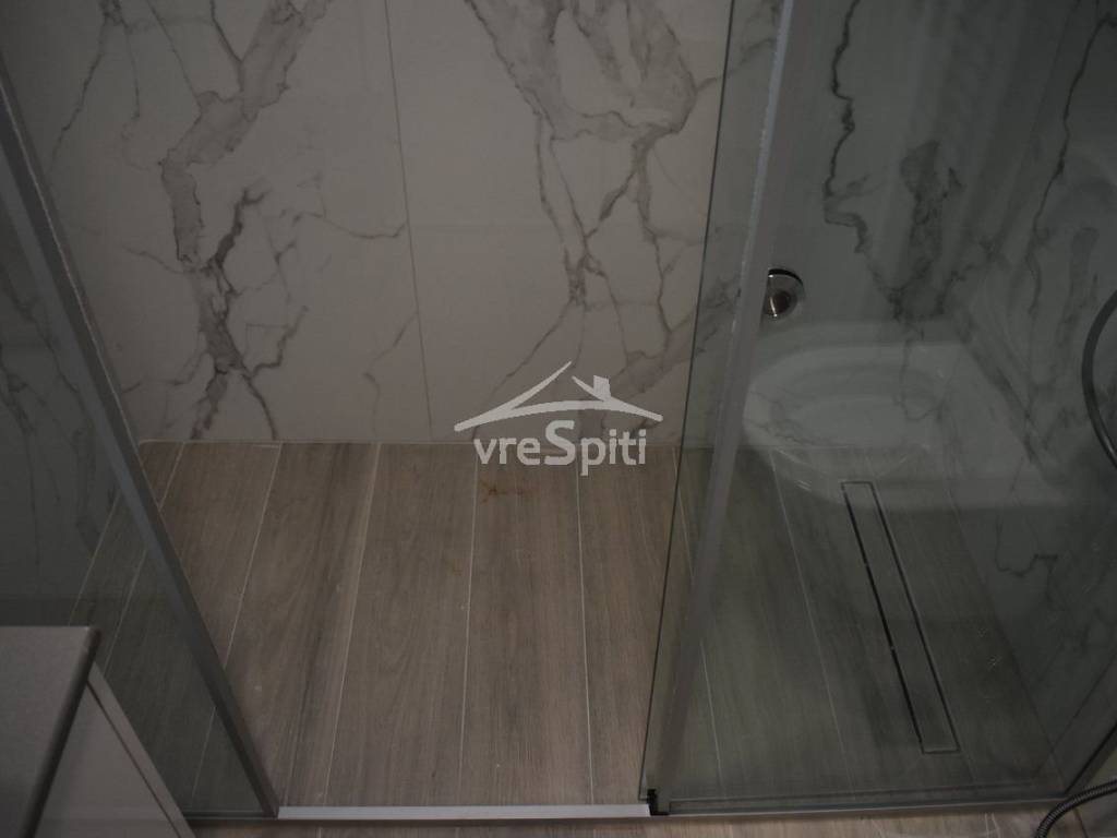 ΚΑΜΠΙΝΑ ΛΟΥΤΡΟΥ