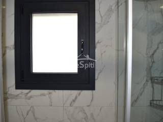 ΠΑΡΑΘΥΡΟ ΛΟΥΤΡΟΥ