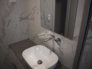 ΑΠΟΨΗ ΛΟΥΤΡΟΥ