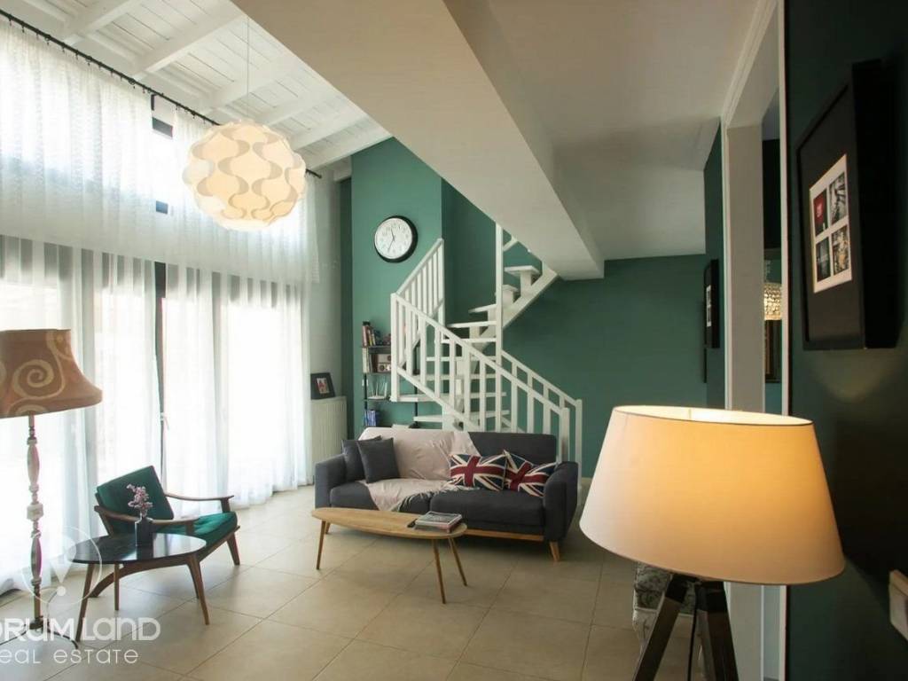 Forumland Real Estate, Σαλοκουζίνα