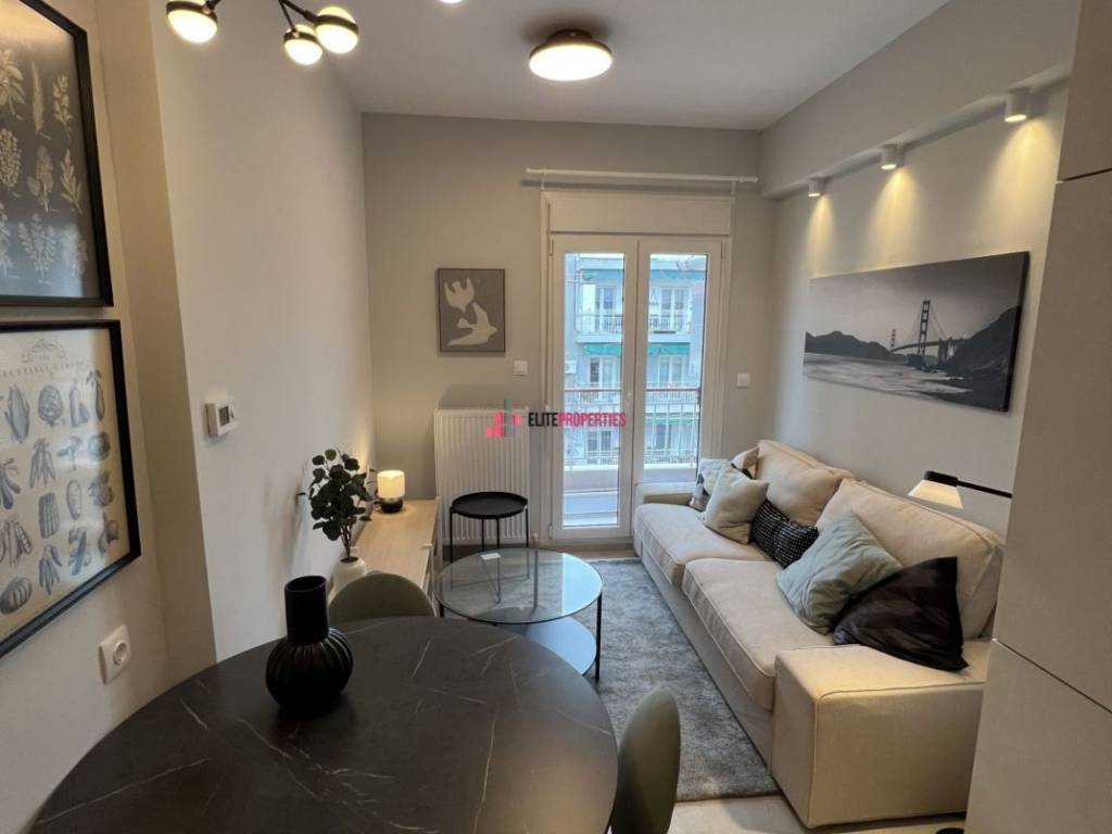 ΣΑΛΟΚΟΥΖΙΝΑ