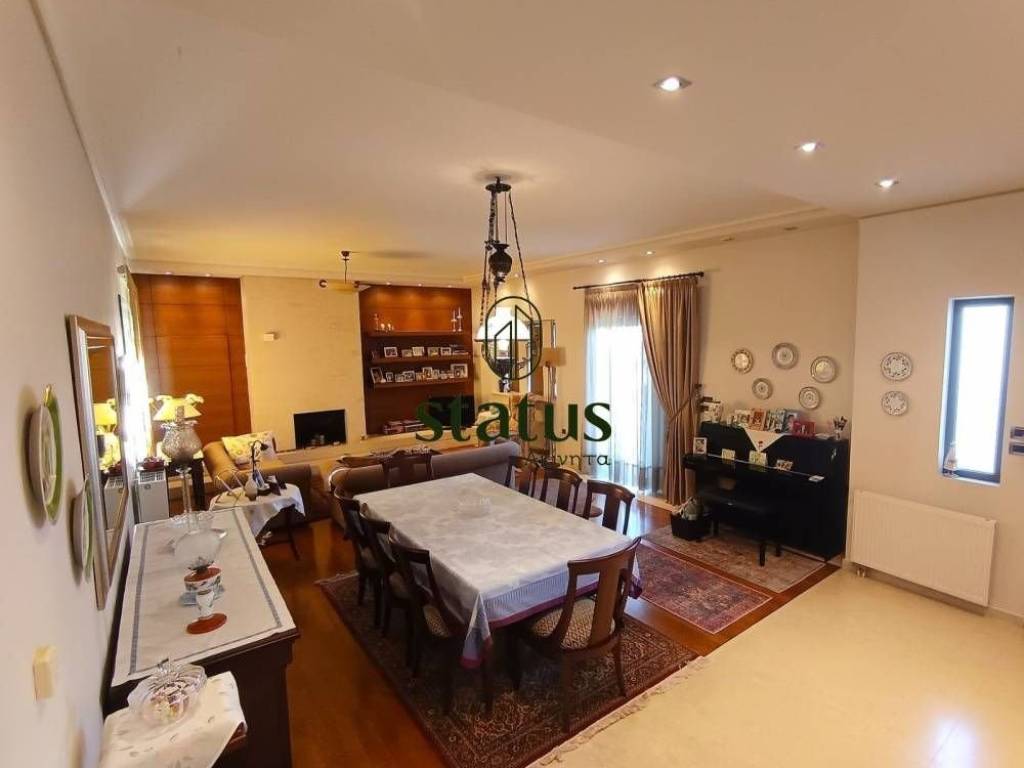 Σαλονοτραπεζαρία